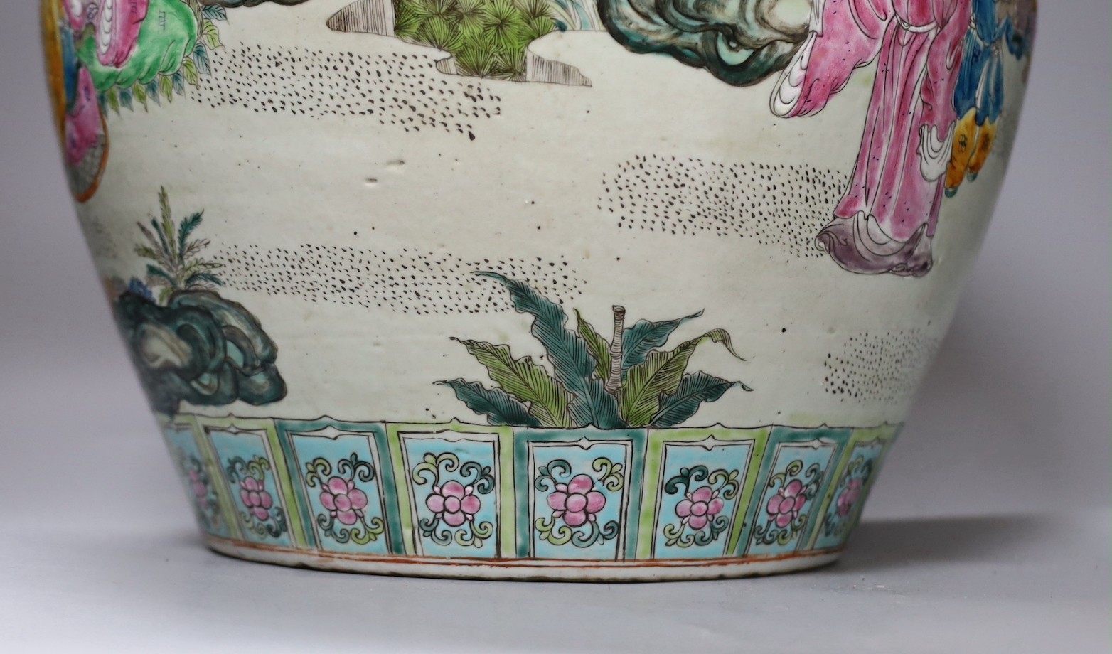 A large Chinese famille rose jar, 39cm high